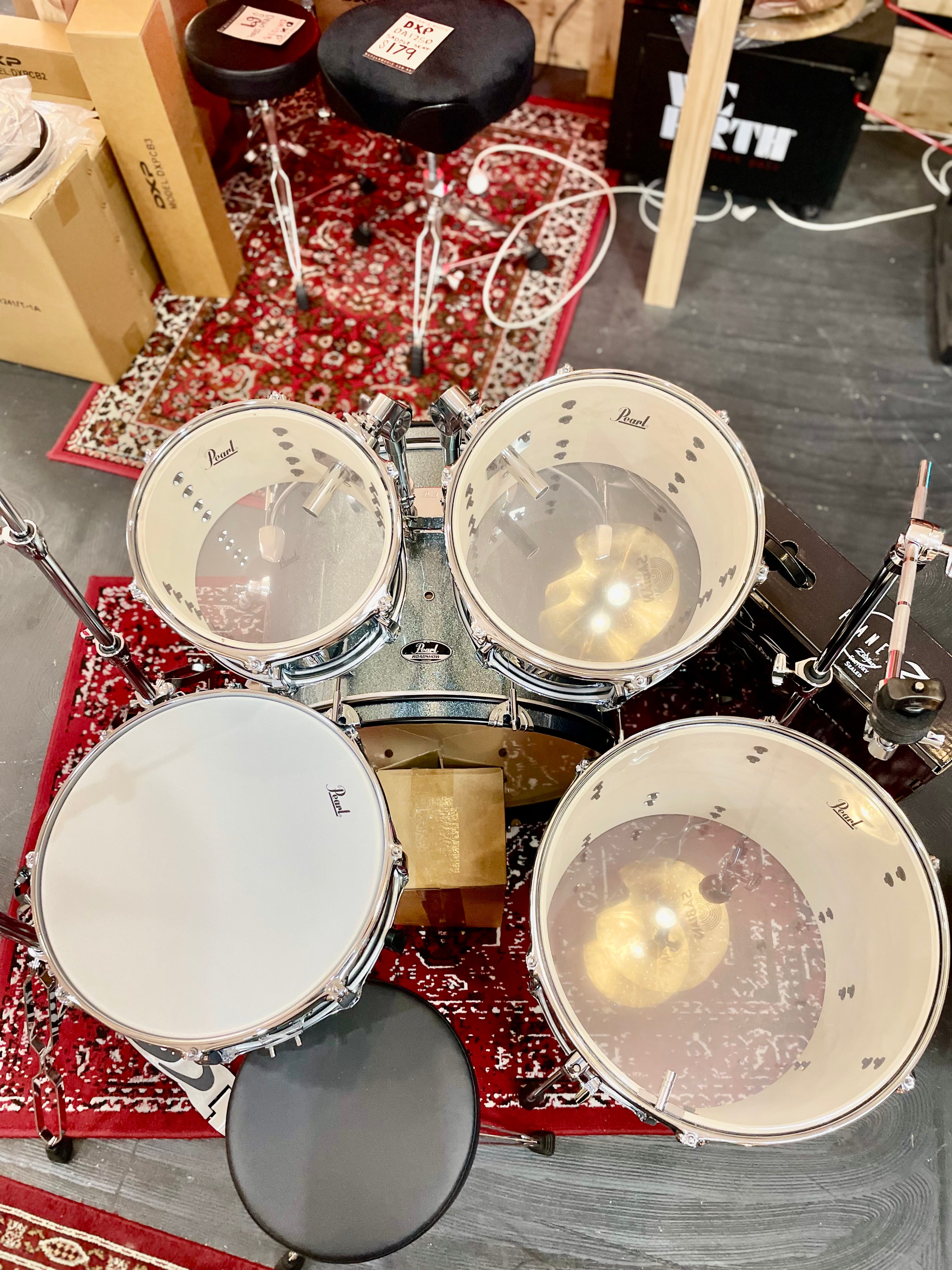 Pearl | Roadshow-X Package | 5-Piece Fusion Plus | Aqua Blue Metallic | With Zildjian Cymbals!
