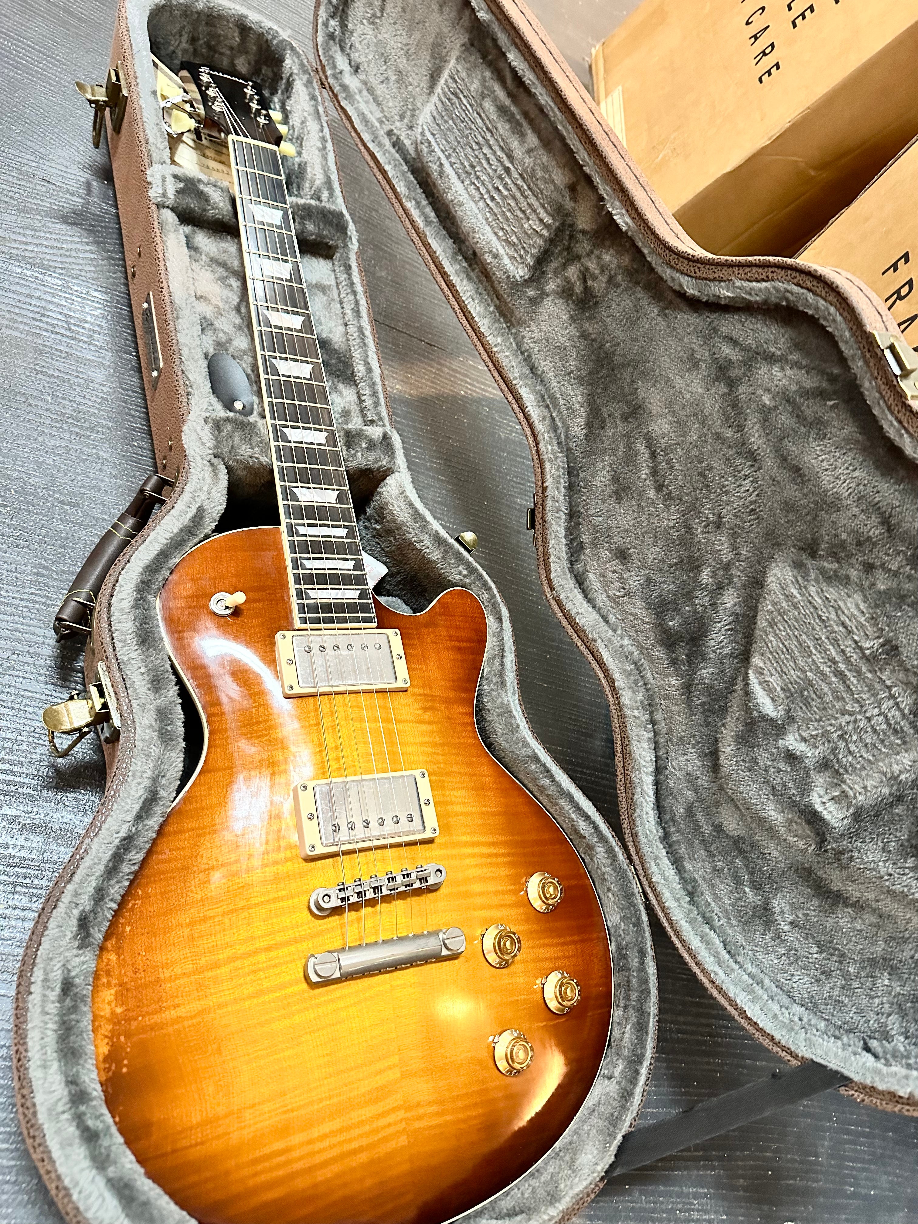 Eastman | SB59/V | Solidbody Electric | Antique Goldburst