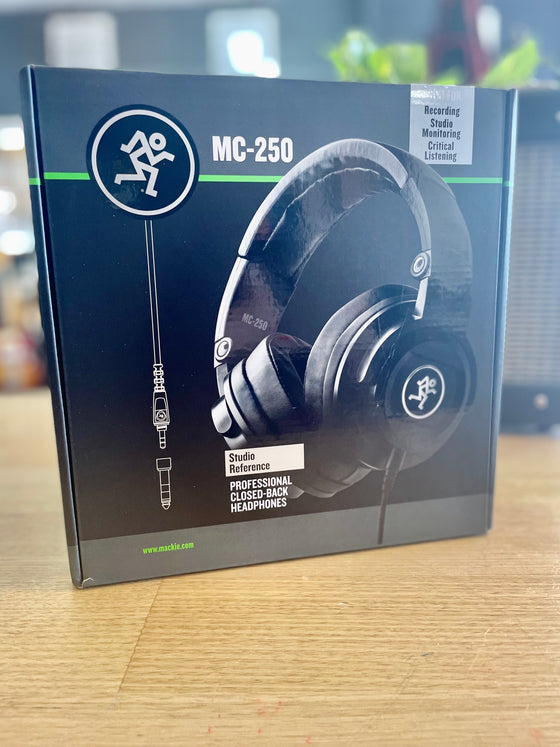 Mackie | MC-250 | Closed Back | Studio Reference Headphones