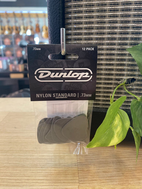 Dunlop | Greys | Nylon Standard Pick Pack (12)