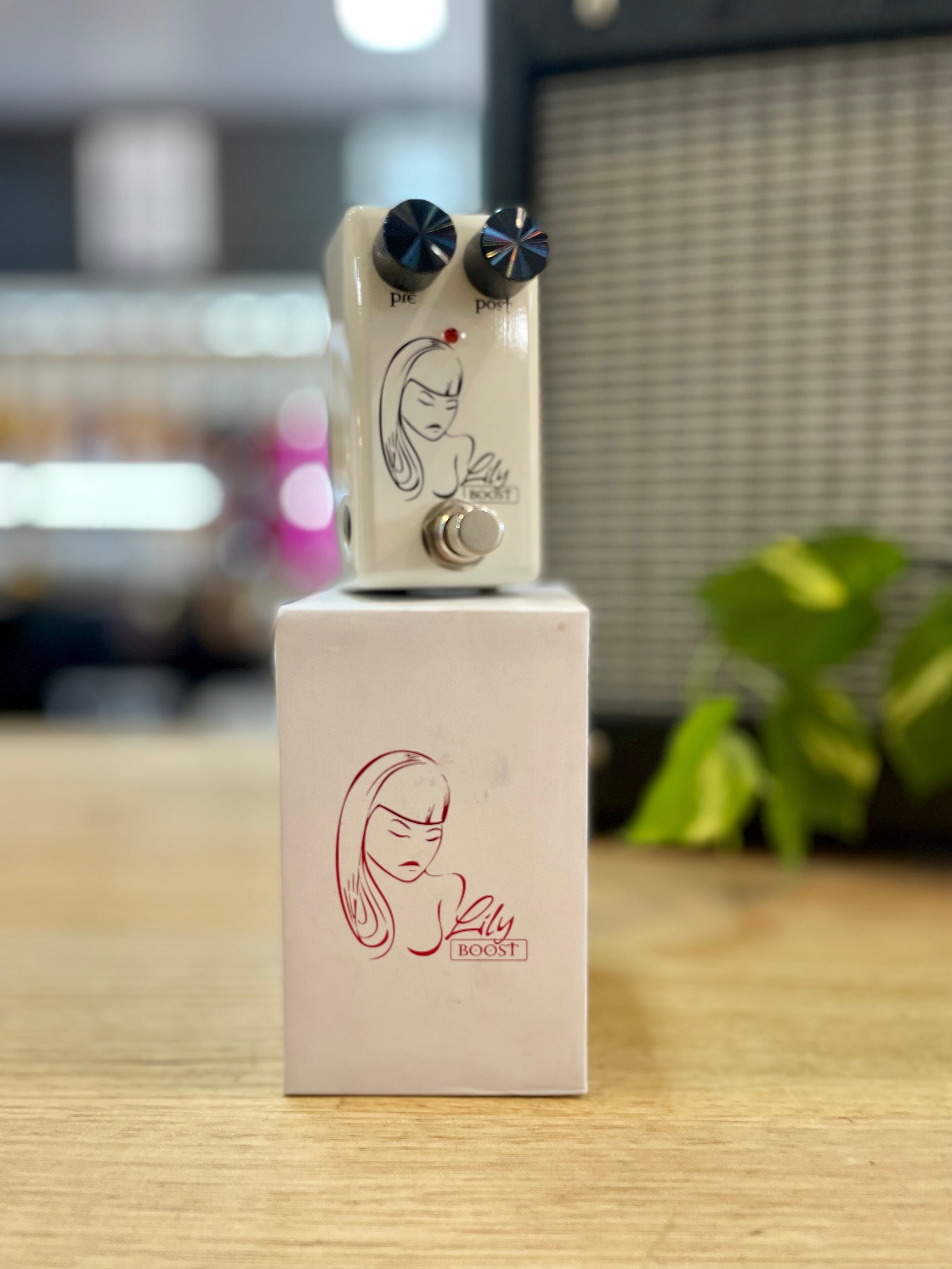 Red Witch | Seven Sisters | Lily | Boost Pedal | SALE!